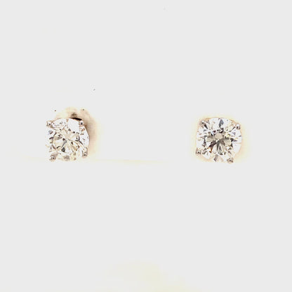 1.06 CTS T.W. STUDD EARRINGS